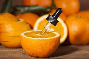 طرز استفاده از کرم ویتامین سی